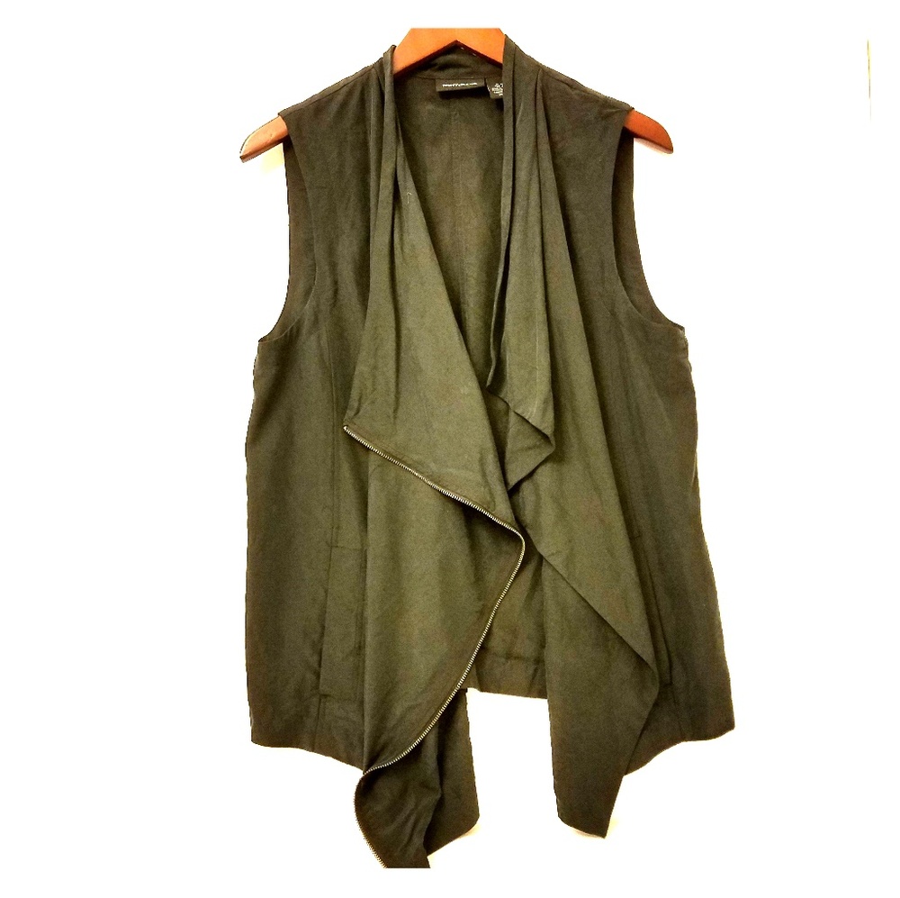 DKNY vest with side zipper